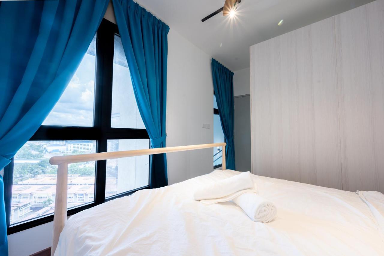 Highpark Suites By Airhost Petaling Jaya Ngoại thất bức ảnh